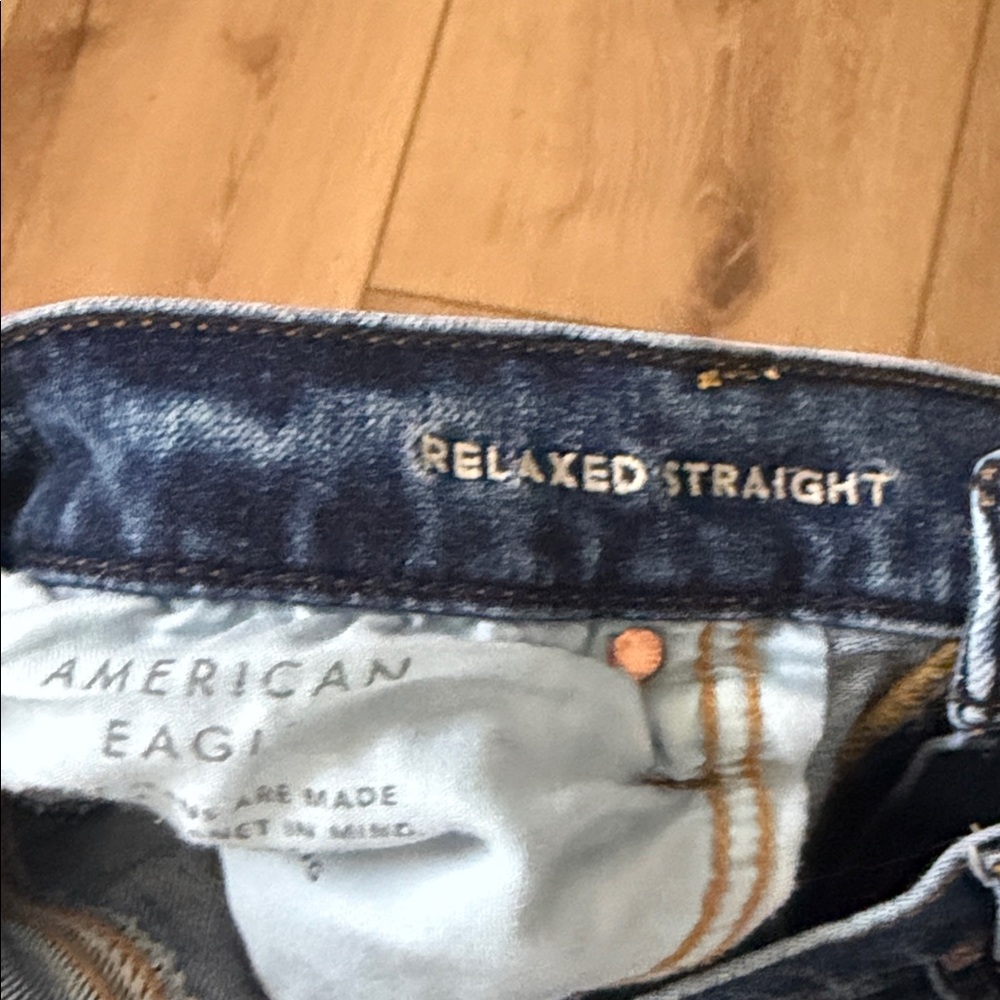 American Eagle Outfitters Dark Blue Jeans - Picture 6 of 8